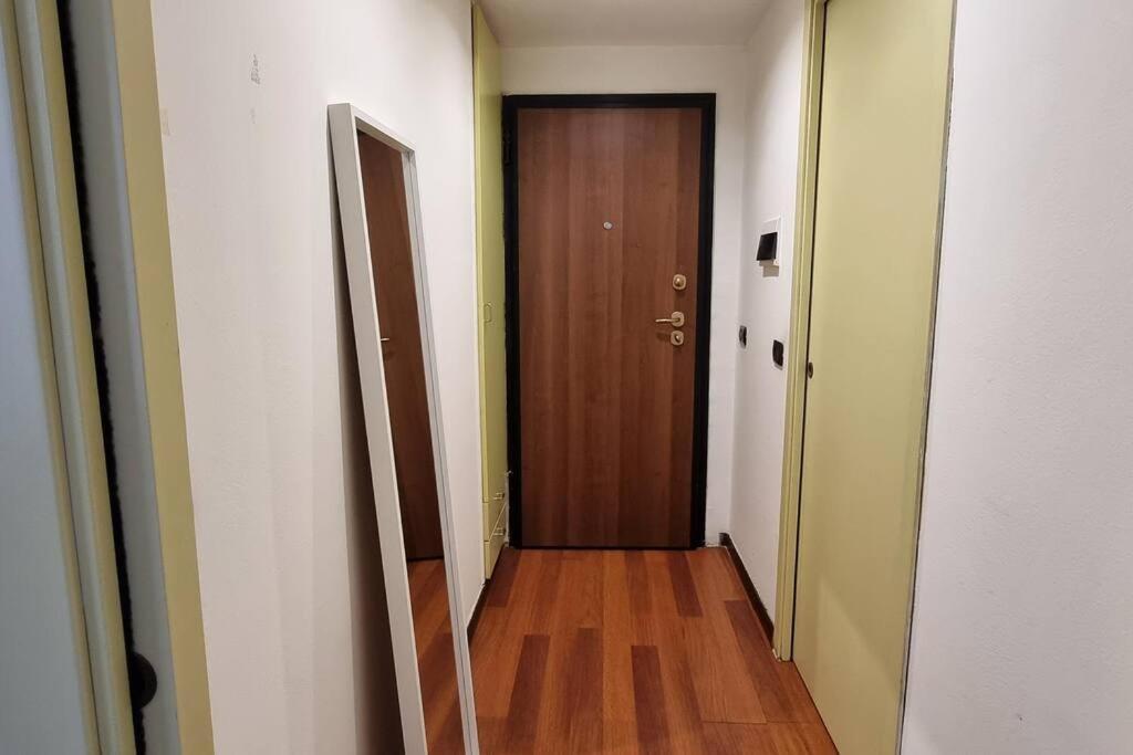 Monolocale Metro M3 Affori Daire Milano Dış mekan fotoğraf
